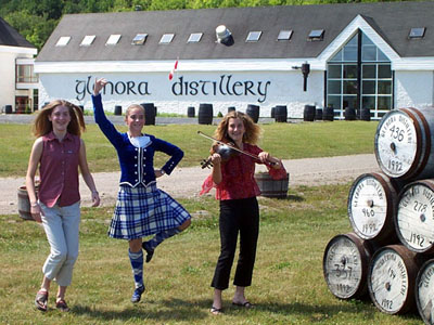 Celtic performers at Glenora Distillery