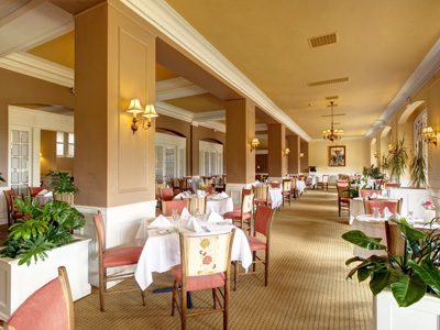 Churchill's Restaurant and Lounge