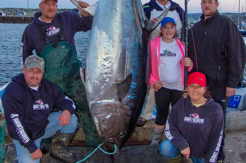 Deep Sea Fishing | Tuna Fishing | Bluefin Tuna Pullover Hoodie