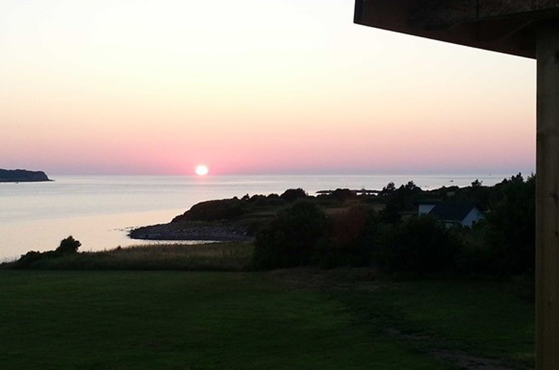 Cape Breton Sunset Beach Cottage