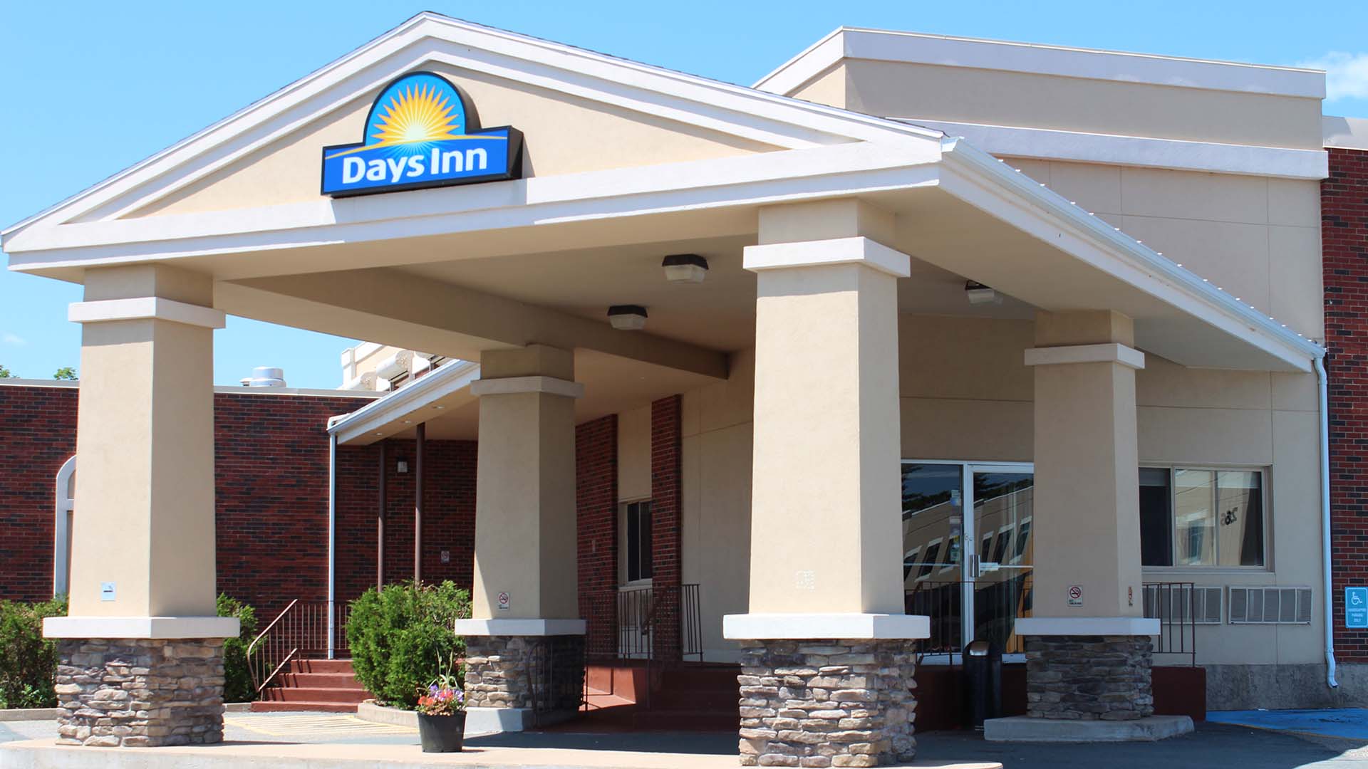 Days Inn Conference Centre Bridgewater Tourism Nova Scotia Canada