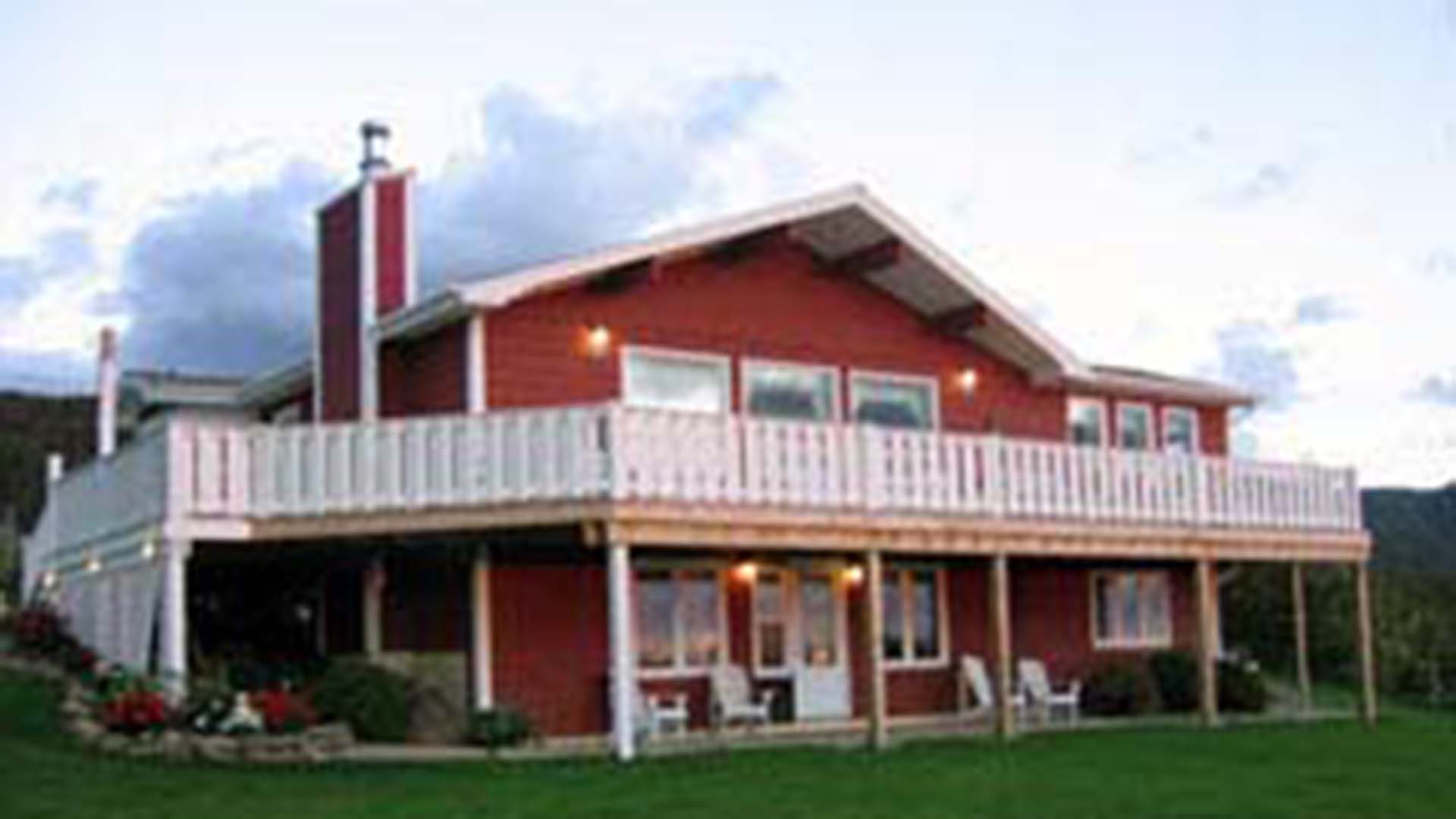 Cheticamp Outfitters Inn | Tourism Nova Scotia, Canada