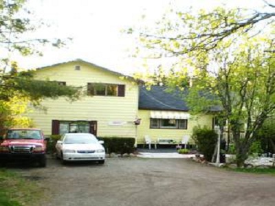 Christie’s Bed & Breakfast Christie’s Bed & Breakfast